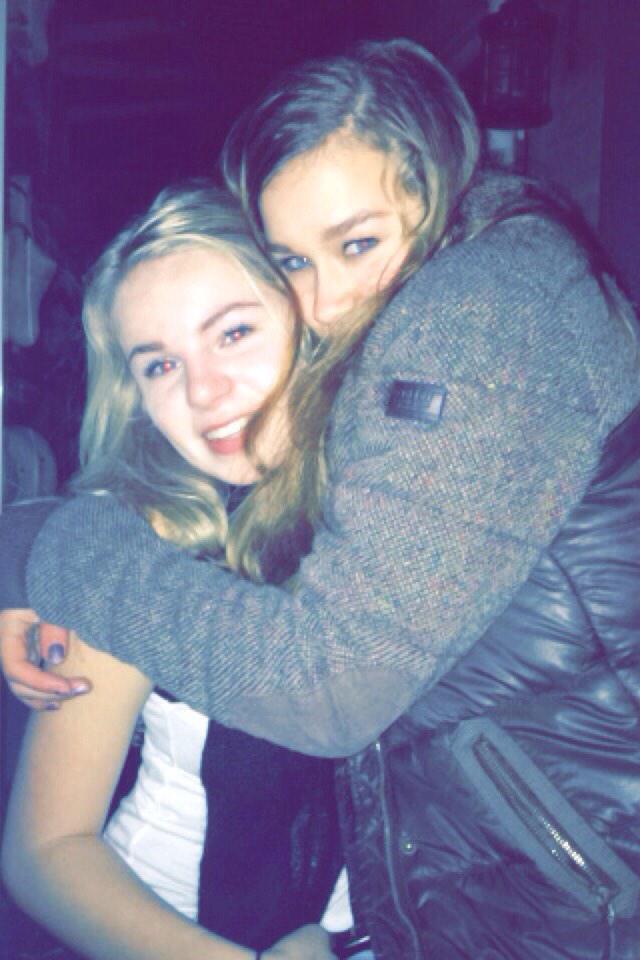brittgroennn's tweet photo. 😋❤️ http://t.co/e9SSPgIvIN