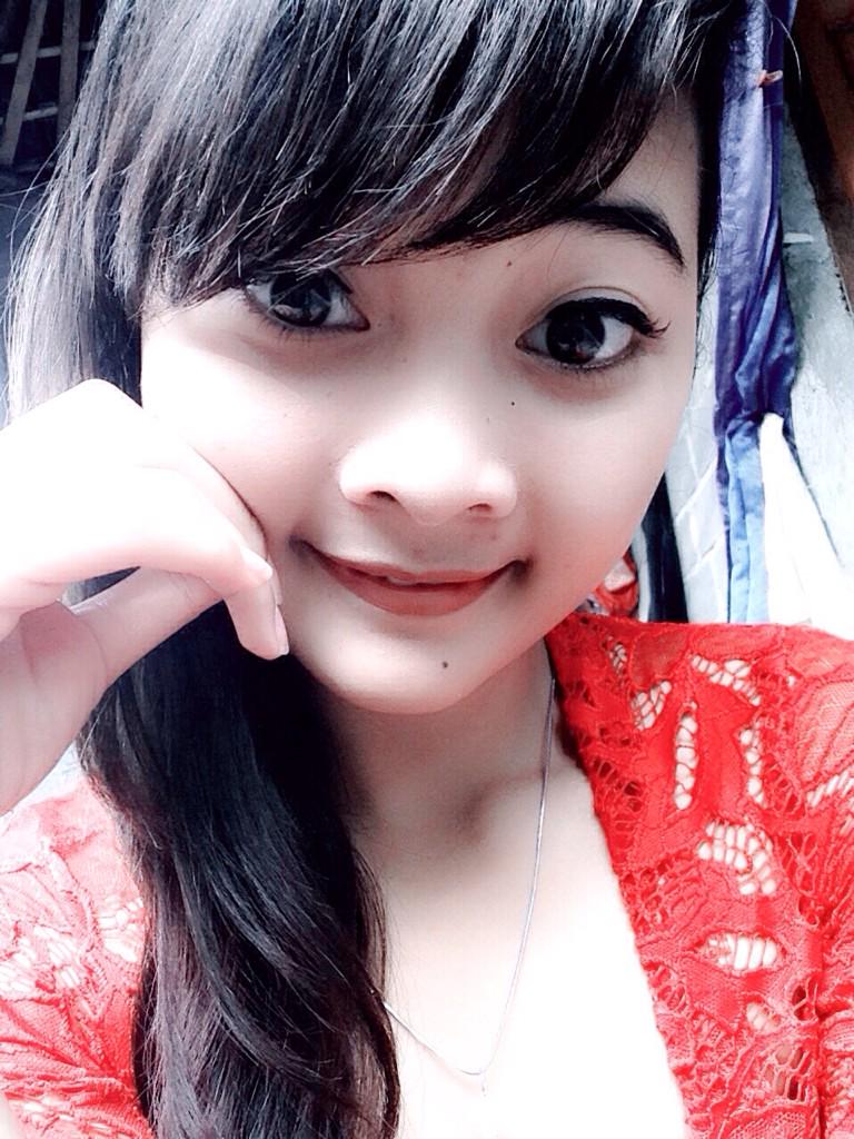 Dheayuk2's tweet photo. Break http://t.co/JjGlRLH4WA