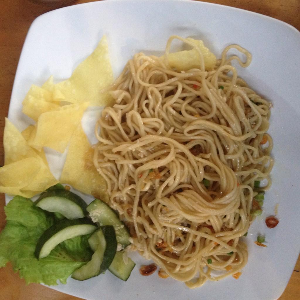 wrg_tomcat's tweet photo. Siang! Jangan lupa mampir ke Warung Tomcat Original🔥🔥🔥 Kami siap memenuhi selera pedasmu http://t.co/uex0Wz0mdQ