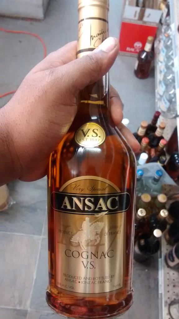 84Omega's tweet image. Wife's birthday! New Years we double up. #BossLife