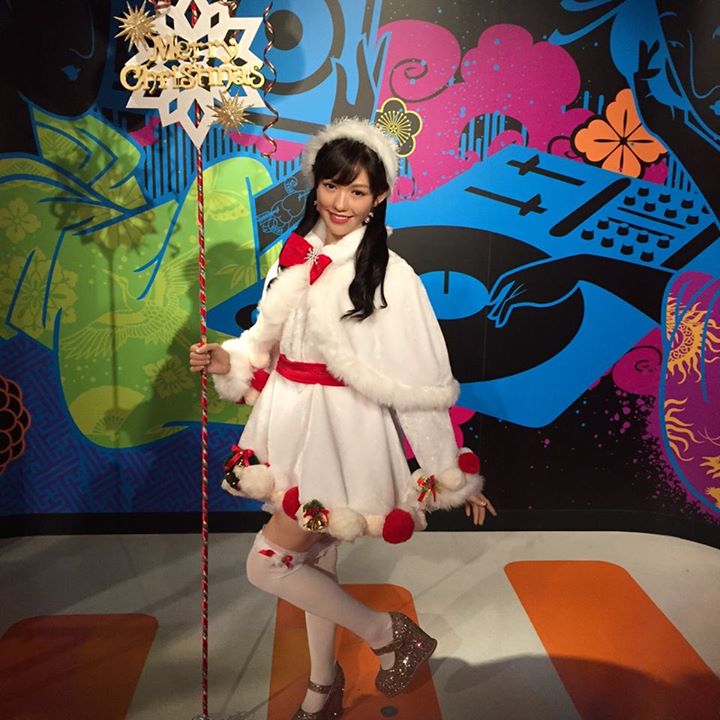 🎅まゆゆ クリスマス衣装で登場🎅 @TussaudsTokyo 渡辺麻友さんの