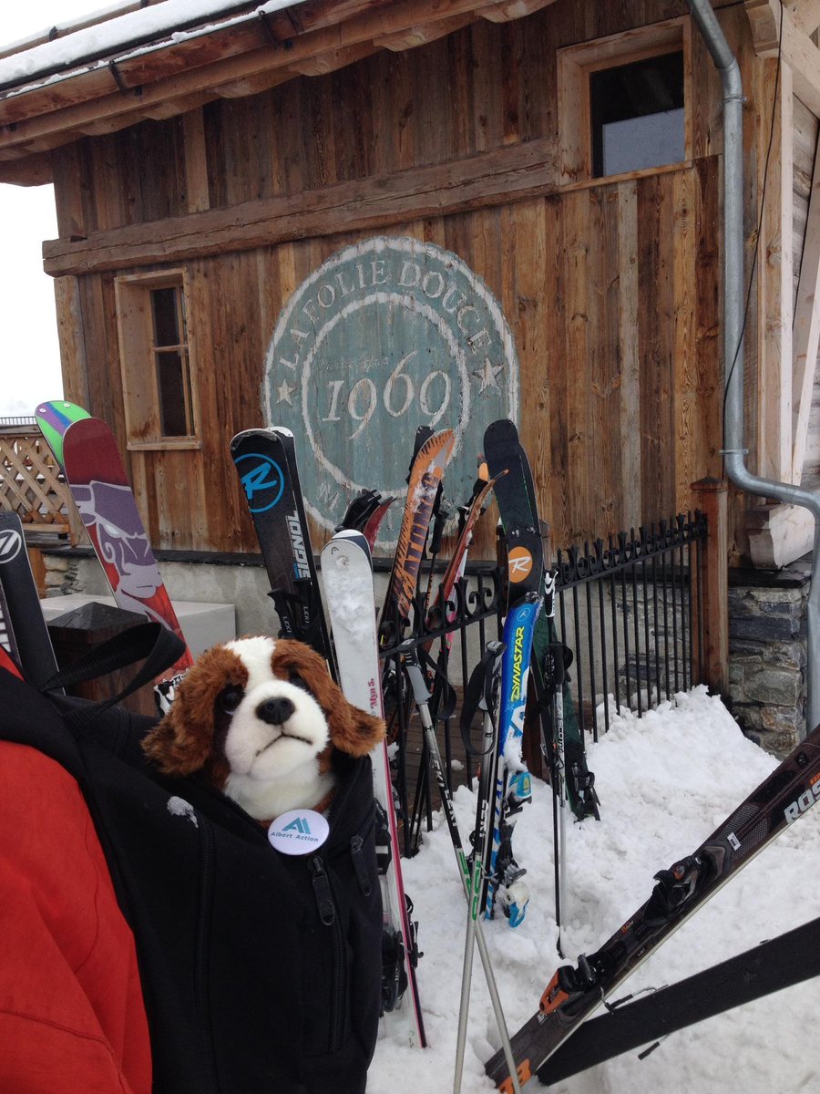 albertactionski's tweet photo. Thanks to the guests last week for taking me out, I even made it to  @FolieDouceValdi now looking forward to Xmas! http://t.co/IvDeATAYwv