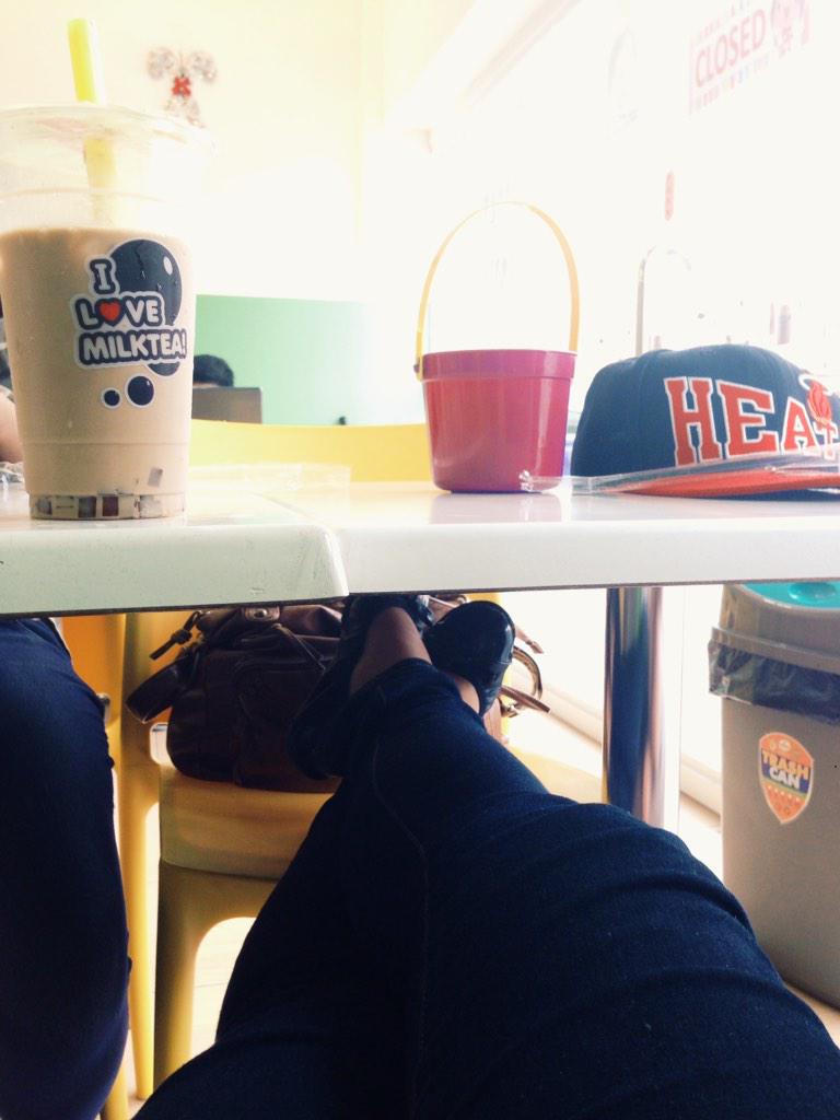 ImShiningAngels's tweet photo. I❤️milktea #atm #NagaRoad http://t.co/C2M5IOCUfI