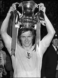 We wish the longest serving player in Tottenham\s history, Steve Perryman, a very Happy Birthday!   
