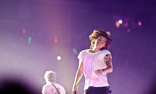 EhEmmaaaa's tweet image. #WeAreAllZayn 
The whole fandom rn 
*bitch please i'm zayn*