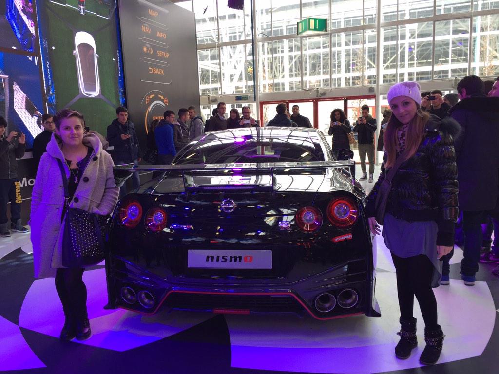 MaryVeronesi's tweet photo. #motorshow2014 #nissangtr http://t.co/Por9PkQVl4