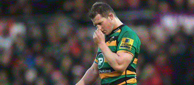 BBCSport's tweet image. Northampton boss Jim Mallinder admits Dylan Hartley "plays to the edge" after his sending off bbc.in/1xyRsTB