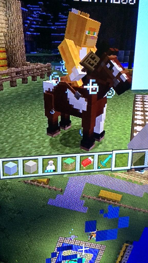 PowellEventing's tweet photo. So my little brother just said he made @KellysLad on Minecraft 😂 #ermok http://t.co/ztAk1PsQJL