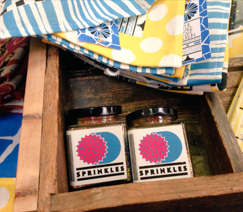 sliceD7's tweet photo. Almost sold out of festive seed slices n chocolate squares. Still have lots of stocking fillers #MadeinStoneybatter http://t.co/F9X0jTUIII