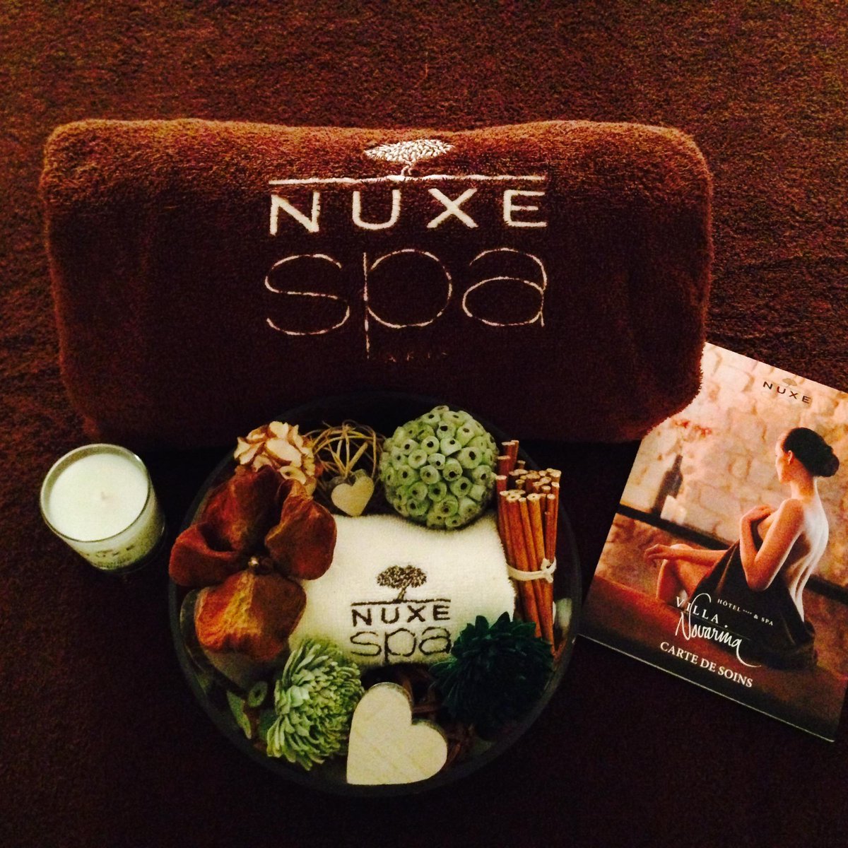 VillaNovarina's tweet photo. Après midi dans notre Private Spa Nuxe... accès sauna, hammam, jacuzzi et piscine extérieure pour 27 € par personne! http://t.co/FJRY3BbWuP