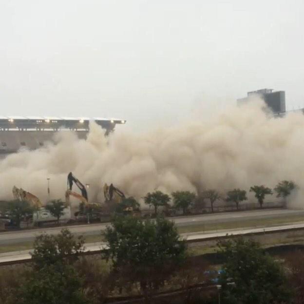 K_Nelly2's tweet photo. *Hands Coach Sumlin the aux chord* http://t.co/i03WHldUTj