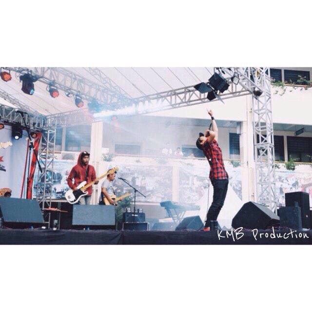 Whoaa! <a href="/wearelostkids/">LOST KIDS</a> got a performance at @alkafest2014 #throwback2014