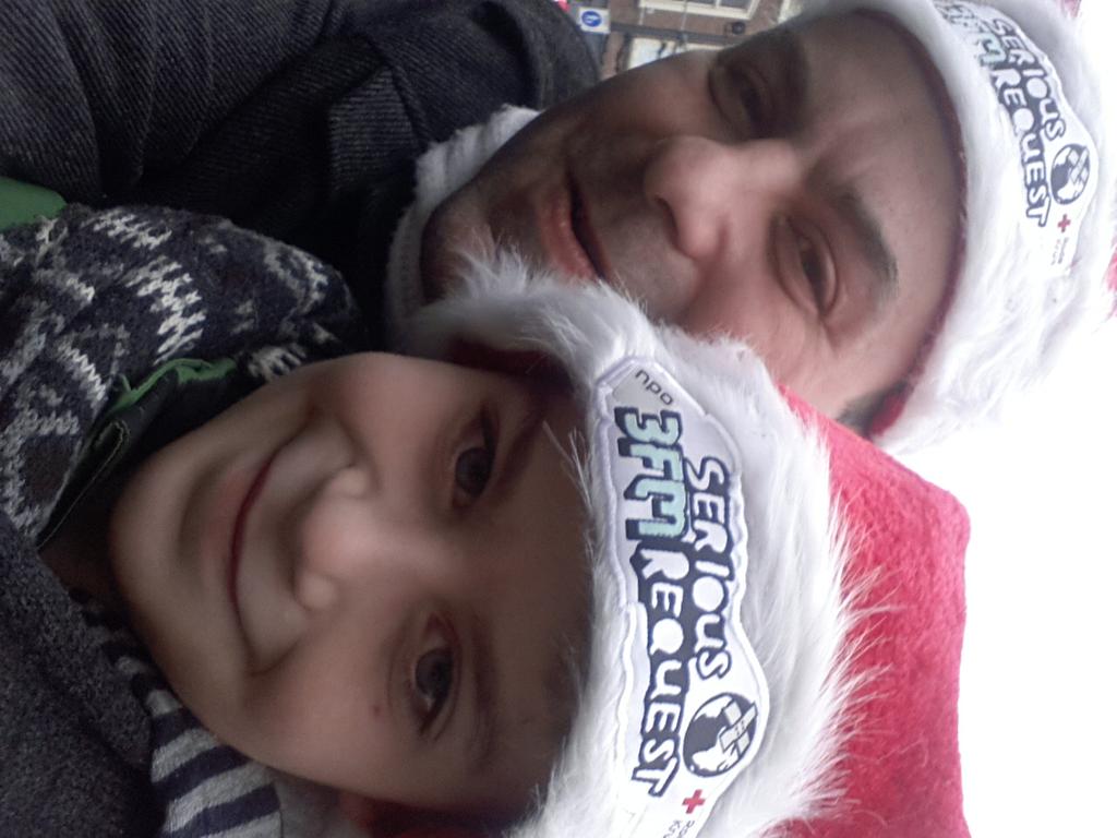 sander_bos's tweet photo. Allebei een mooie muts #sr14 http://t.co/ORjgpfjuUa