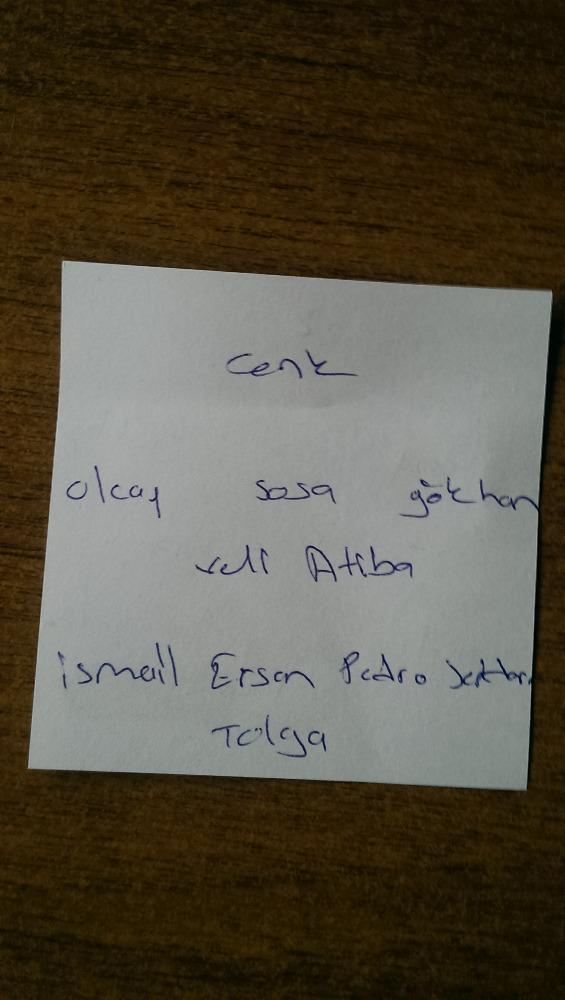 Onurcan061's tweet photo. Bi aksilik olmassa Bilic bu 11'le sahaya cıkcakmıs. Kaynak: Sağlam @ahmetgulgonul http://t.co/71hlpHpKTE