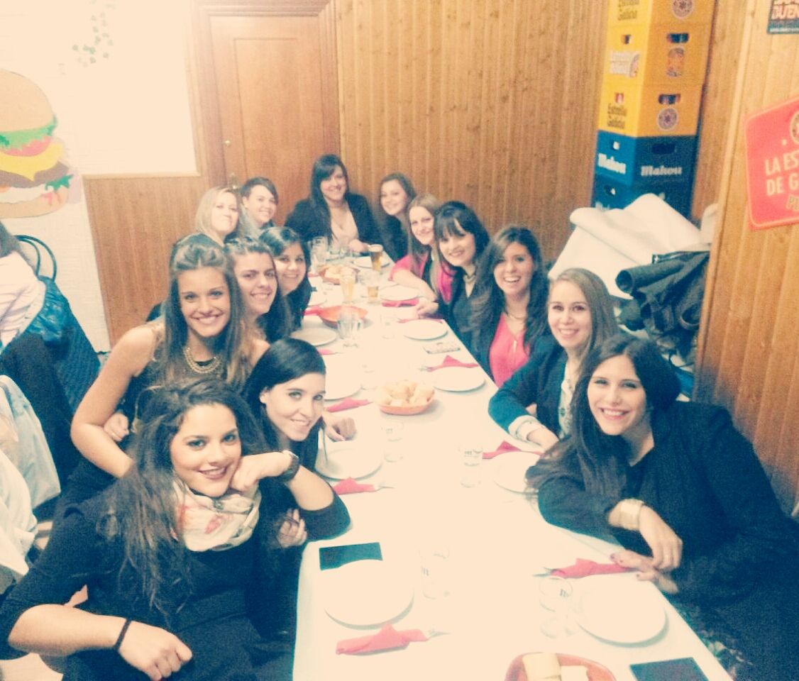 veronica94_sdm's tweet photo. TCAE 2014 http://t.co/ZMYPWg7Ahg