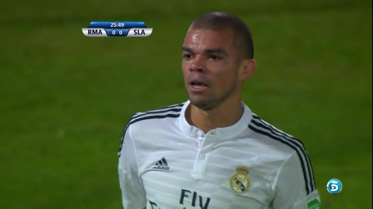 DeportesCuatro's tweet photo. ¡Increíble! Pepe despejó hasta sus propios saques de banda ante San Lorenzo http://t.co/pwB0AbtCGL http://t.co/NlvuXs83TA
