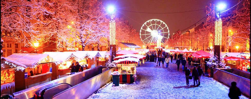 RoomHopper's tweet photo. Plaisirs d'hiver- Winter fun @Brussels !
#WinterWonderland #Belgium #RoomHopper #Christmas 

http://t.co/uiHV50p35s http://t.co/856x06kIxp