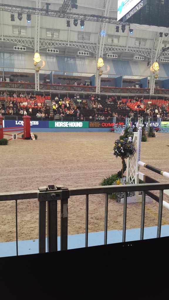 elenagrout395's tweet image. Second row for this afternoon ! #olympiascreen