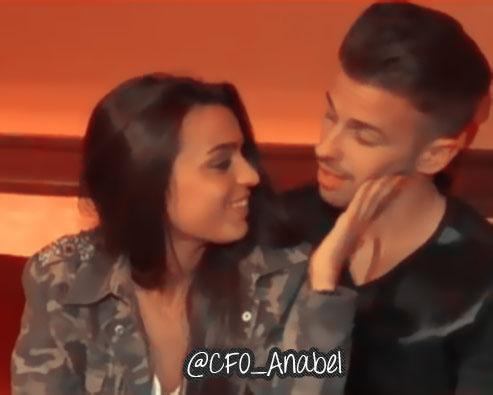 CFO_Anabel's tweet photo. ~Miradas que lo dicen todo~ 💞👌😻 http://t.co/oBs4W7J0nG