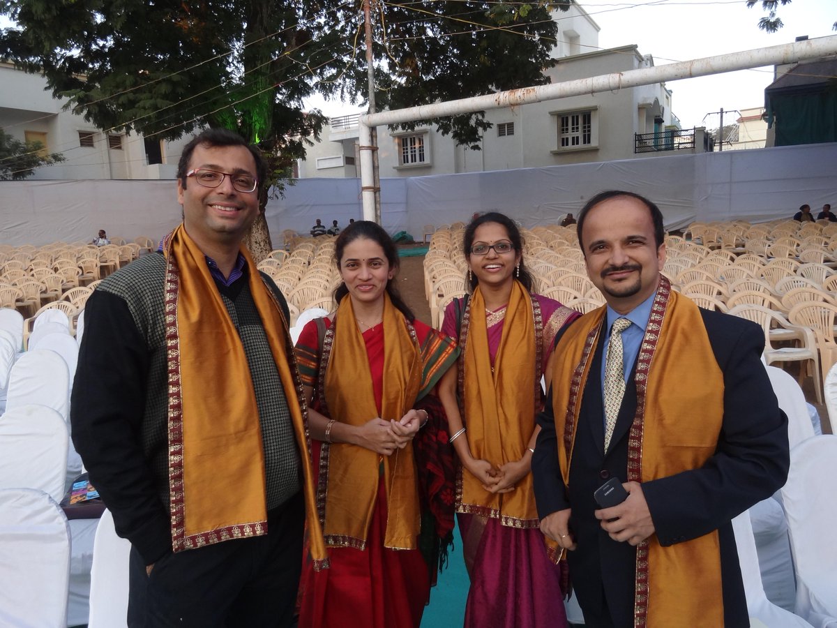 joanne_lopes's tweet photo. "@PriyalSheth94: Just ready to witness epic #NAV50 #tlearn #AnandibenPatel http://t.co/u6aE15uGus" #boycottpk