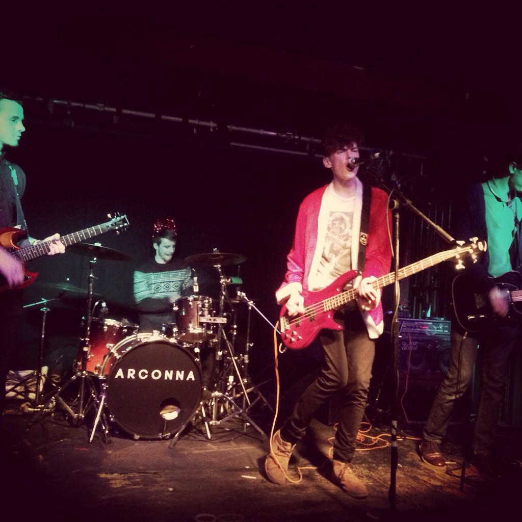 tom_blade4's tweet image. Cheers to everyone who came out to see us last night #Liabilities