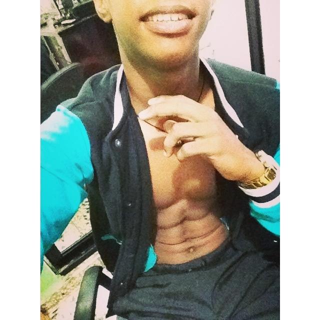 RanselAbdul's tweet photo. Now 🙈🐒👅💫 http://t.co/ba8zTLSeA2