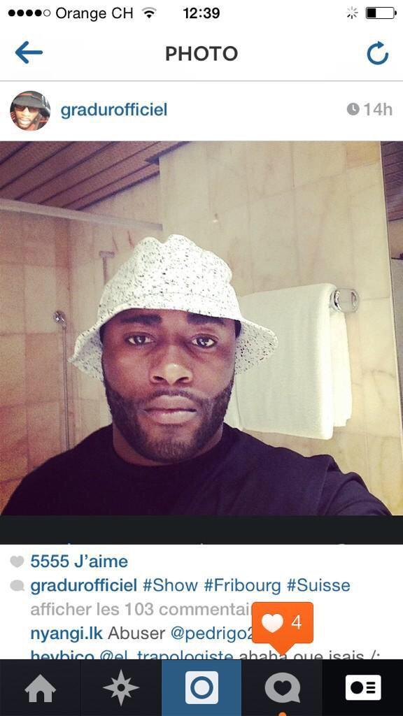 KlausJr_XCIII's tweet photo. GRADUR, L'HOMME SANS OREILLES ! 😂😂😂 http://t.co/GJDV6aTJE4