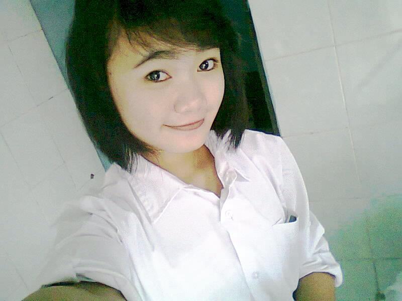 cici_nti's tweet photo. #initalkshowNETrambut @Ini_Talkshow dulu rambut ku asli panjang lalu aku pontong jadi pendek segini,, nyesel dipotong http://t.co/fhSIfcevCl