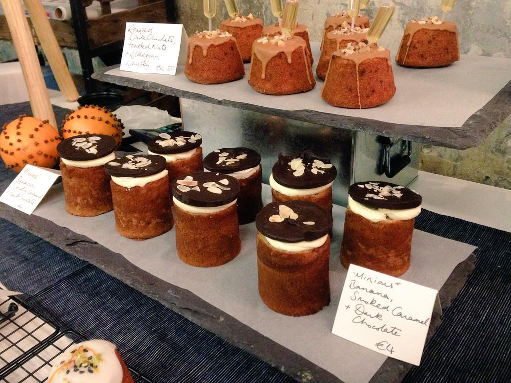 sliceD7's tweet photo. Handmade wool hats by Cior Mheala and tasty cakes from Kate @wildflourkate #MadeinStoneybatter  #dublin7 #buylocal http://t.co/r6pRzBqR3W