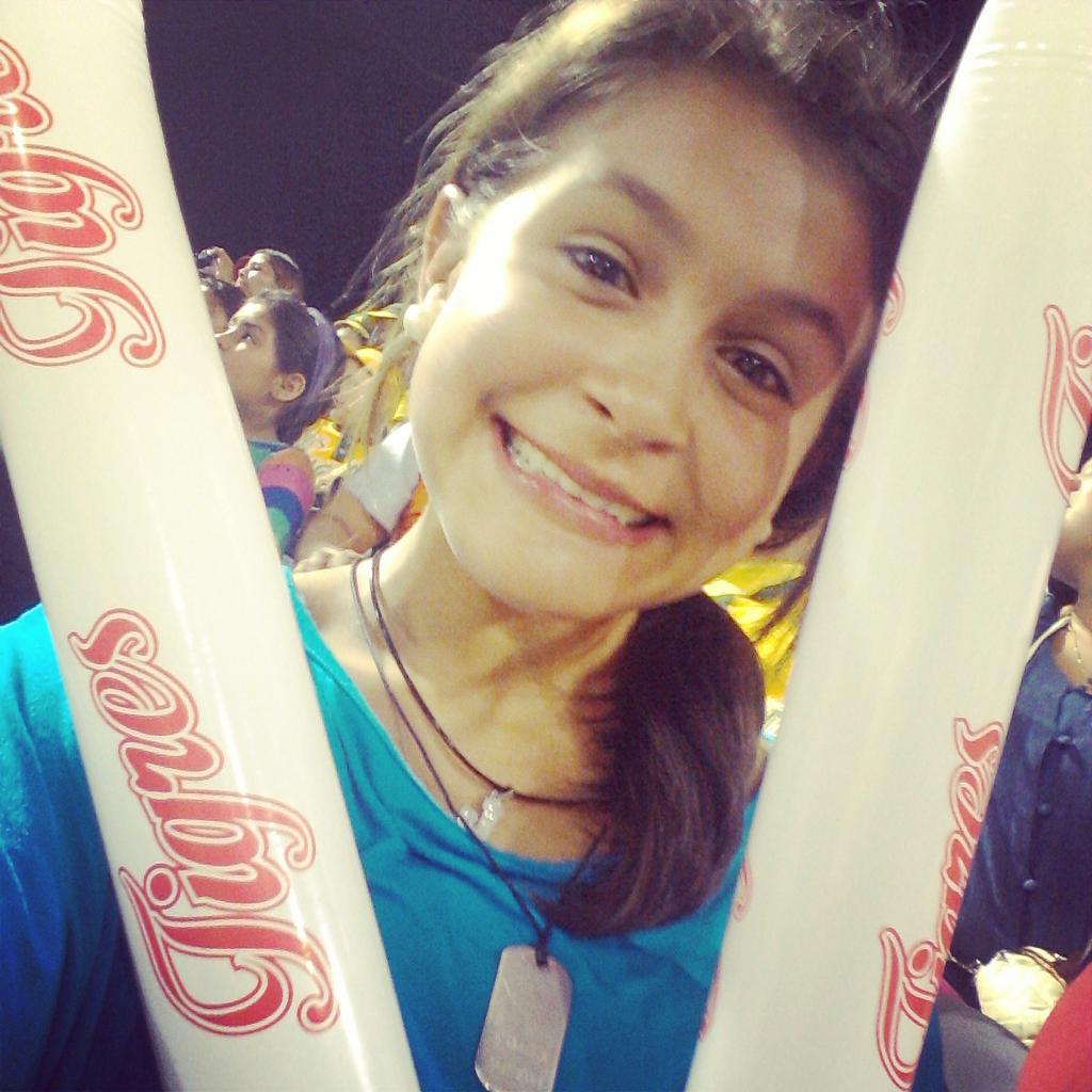 Jessin_29's tweet photo. Tigres uhhhh ♡♡♡ http://t.co/n95FMIJHcg