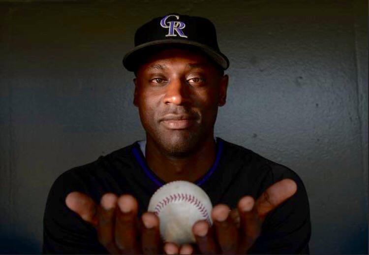 Happy 42nd birthday to LaTroy Hawkins, 2015 will be his 21st season. It\s a select few that get to play that long. 