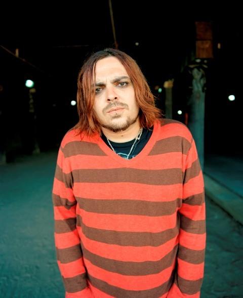 Happy birthday to Shaun Morgan of Seether, who has been on multiple tours with Three Days Grace in the past! 
