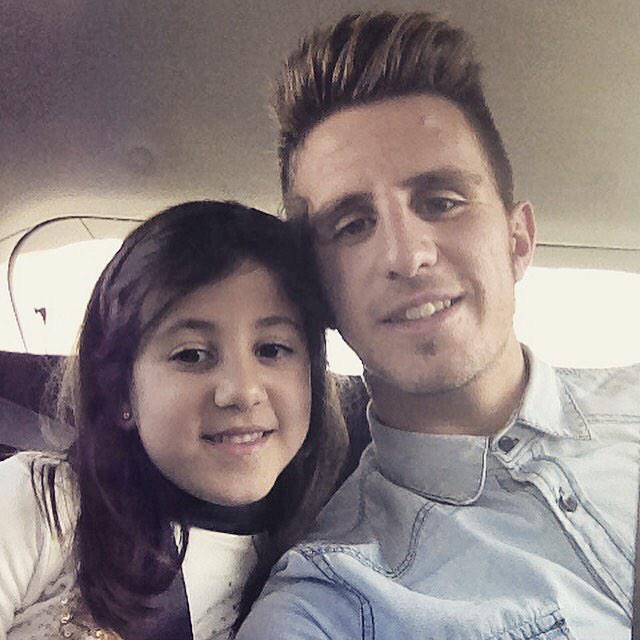 tonij5's tweet photo. Perfecto fin de semana acabándolo con lo mas chiquitito que tengo 😍 http://t.co/QiqSjfLVRA