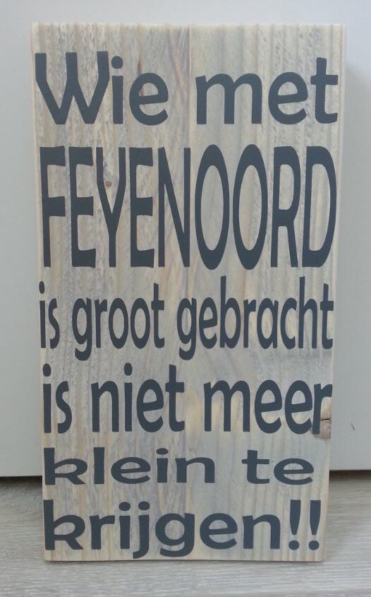 royrobben99's tweet photo. “@feyenoordpings: Tegeltjeswijsheid. #Feyenoord (via @deflucky) http://t.co/44dvPHPIHl”