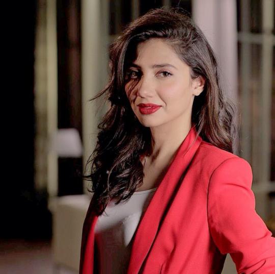 Happy Birthday Mahira Khan 
