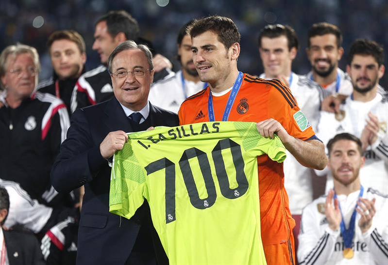 TerritorioRM's tweet photo. Iker cumplió ayer su partido 700 #HALAMADRID http://t.co/4HQa5W567C