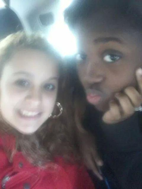 beatifulnunique's tweet image. Me n the bestie