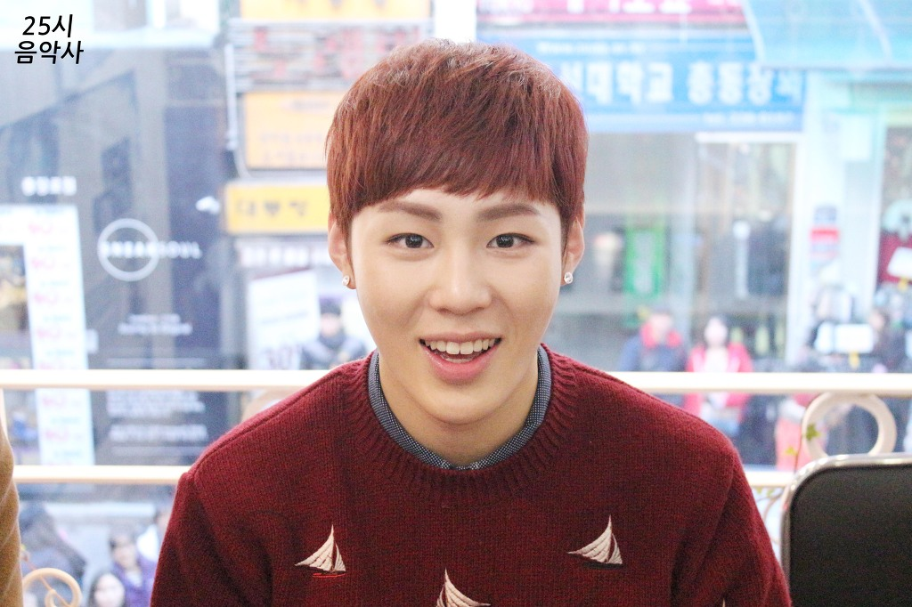 B5ZKK9vIcAEX2KF.png:large