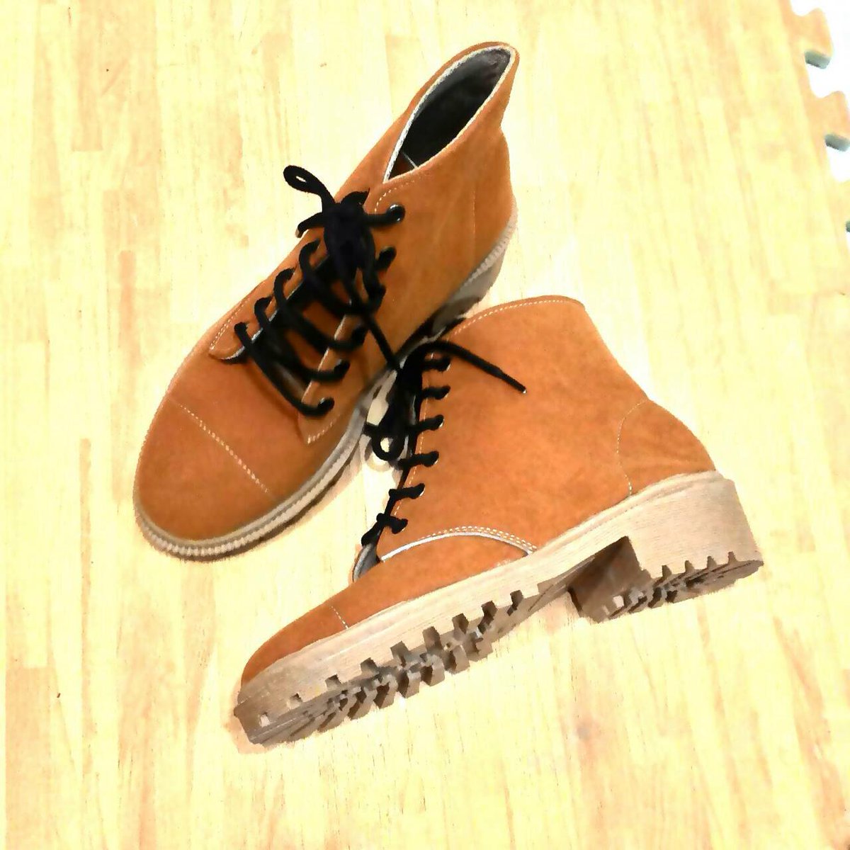 SepaTuit's tweet photo. sepatu boott ecer 150rb. grosir 120rb/6pcs. Reseller dropshiper welcome.order 28061242 | 089668359006 iG: sepatuit http://t.co/6V6d0djfHa