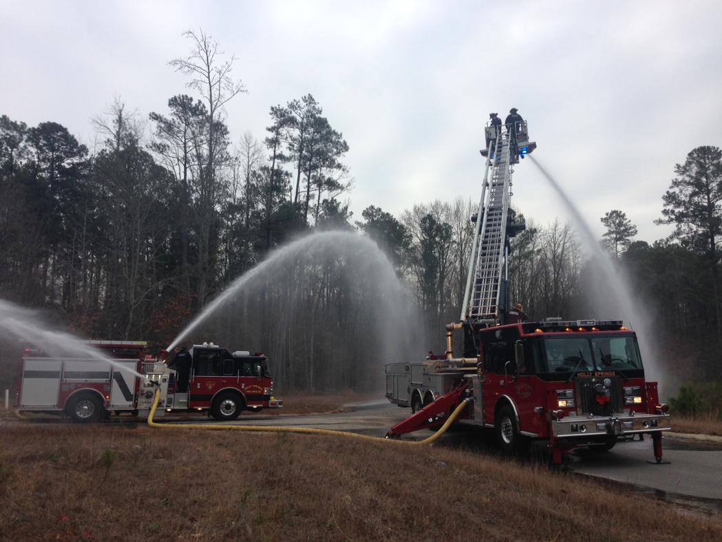 fireemtnc's tweet image. A little Sunday afternoon training@HSFDFireChief