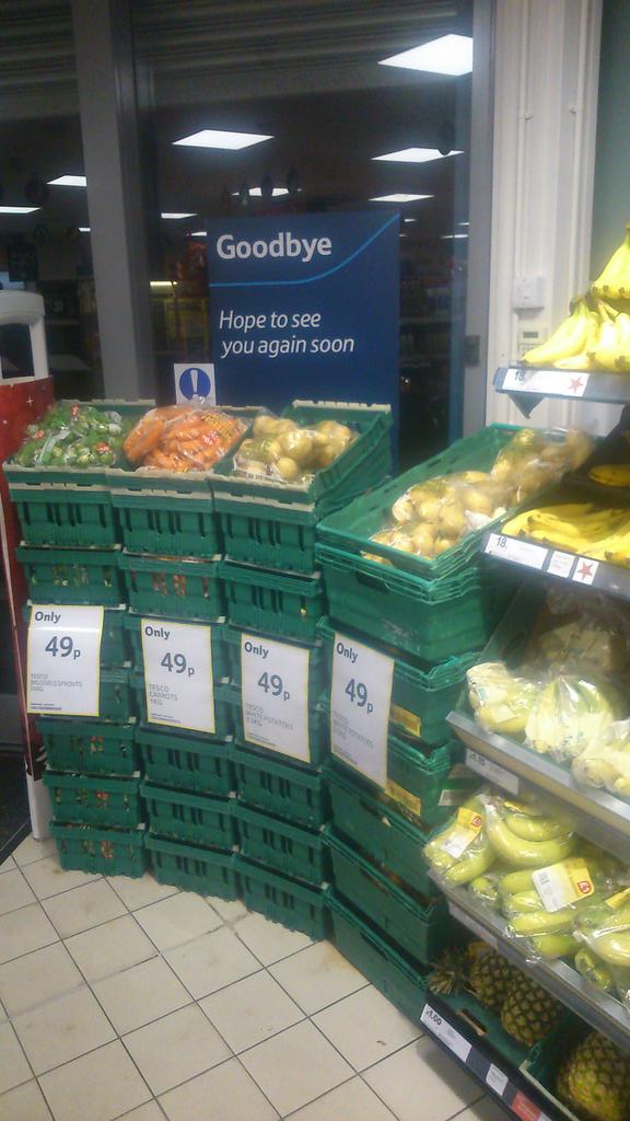 ExpLongmoor's tweet photo. Produce trading well tonight thanks to @judgee10 http://t.co/2ztVT4dgCa