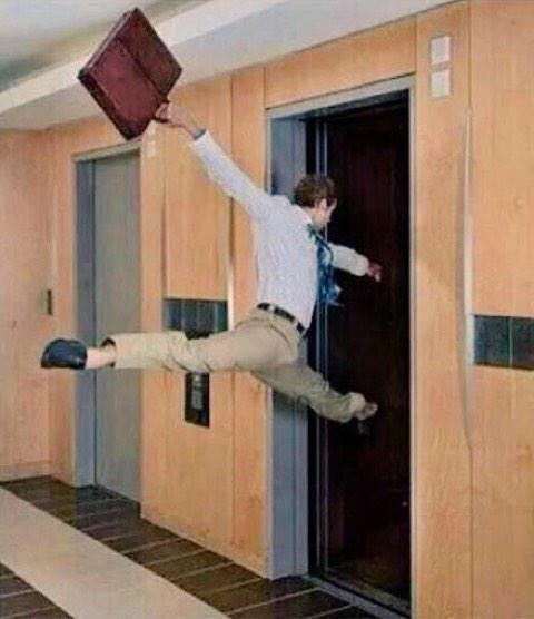 highvibes0's tweet image. Leaving school today like