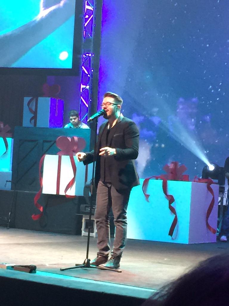 lrcalla's tweet photo. "Joy to the World" @dannygokey http://t.co/ua53hqfont