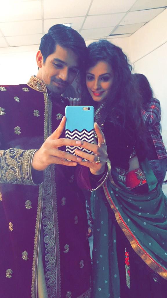 anitahasnandani's tweet photo. With @SVishal786 http://t.co/u7UVQnVGf2