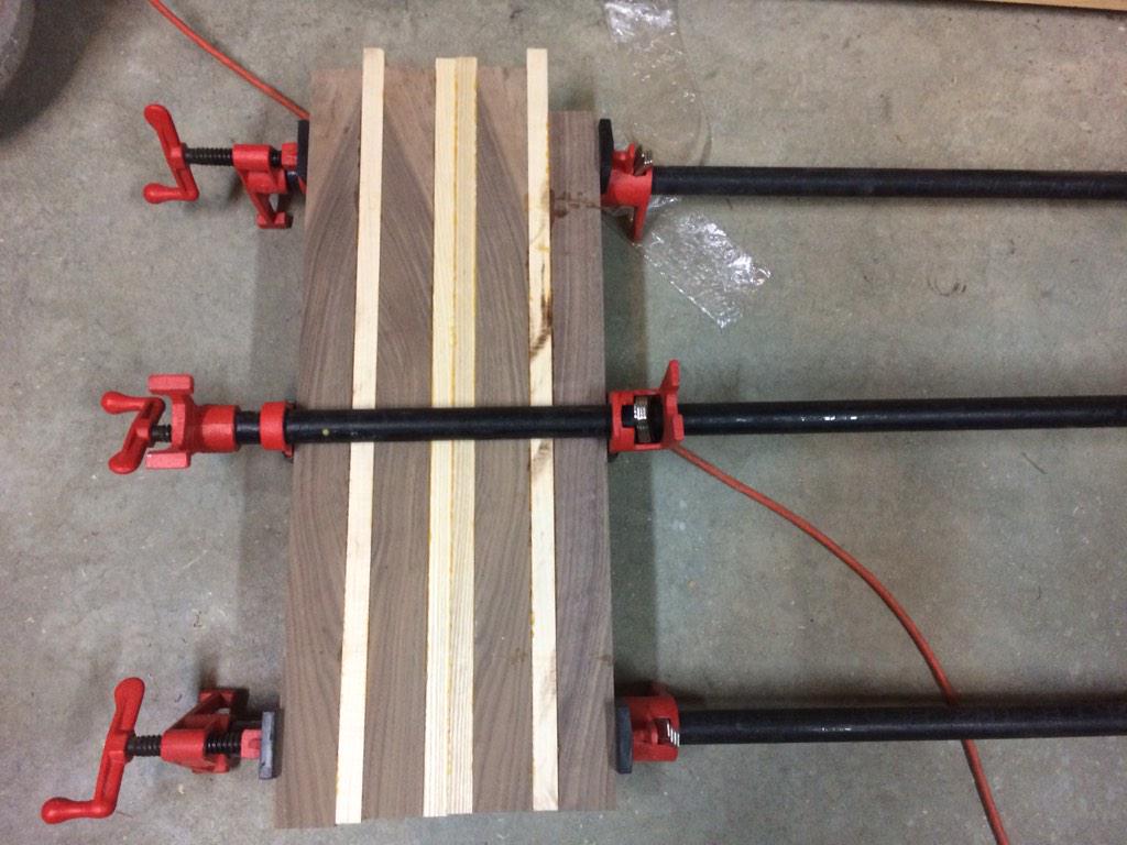 WeekendWoodwork's tweet image. 🎶Make we now our end-grain cutting boards, fa la la...