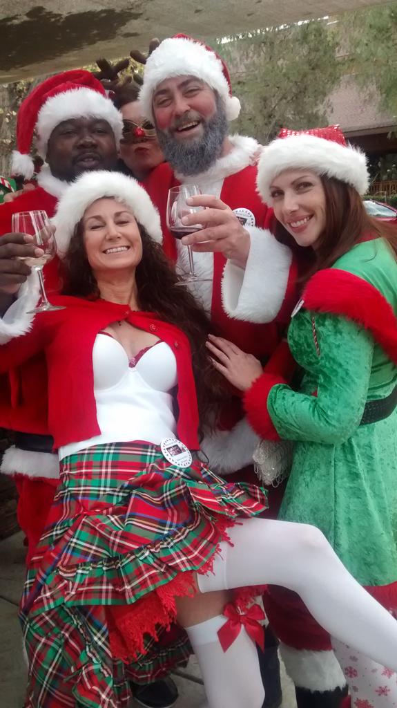 dourk's tweet photo. #Santacon2014 http://t.co/8586SBbORN