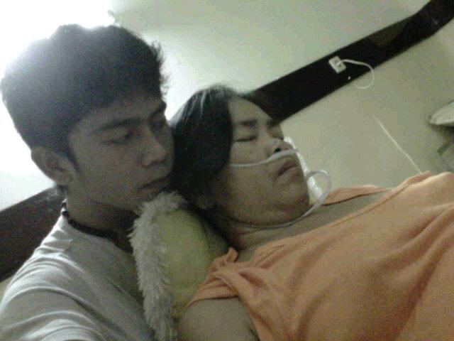 Paisal_Cool's tweet photo. Selamat hari ibu http://t.co/XMJ4bxeoyJ
