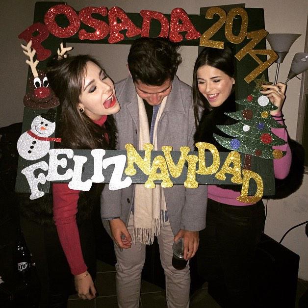 BetitasDBeto's tweet photo. FOTO subida a instagram por nuestro @betocon "#Posada2014" "Colgando en tus marcos" http://t.co/zUMcPvrN3O