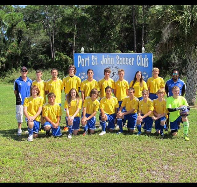 shannamal's tweet photo. Still the dream team. 💛💙 #typicalsoccerguy #plusgirls http://t.co/d9RK5s0izY
