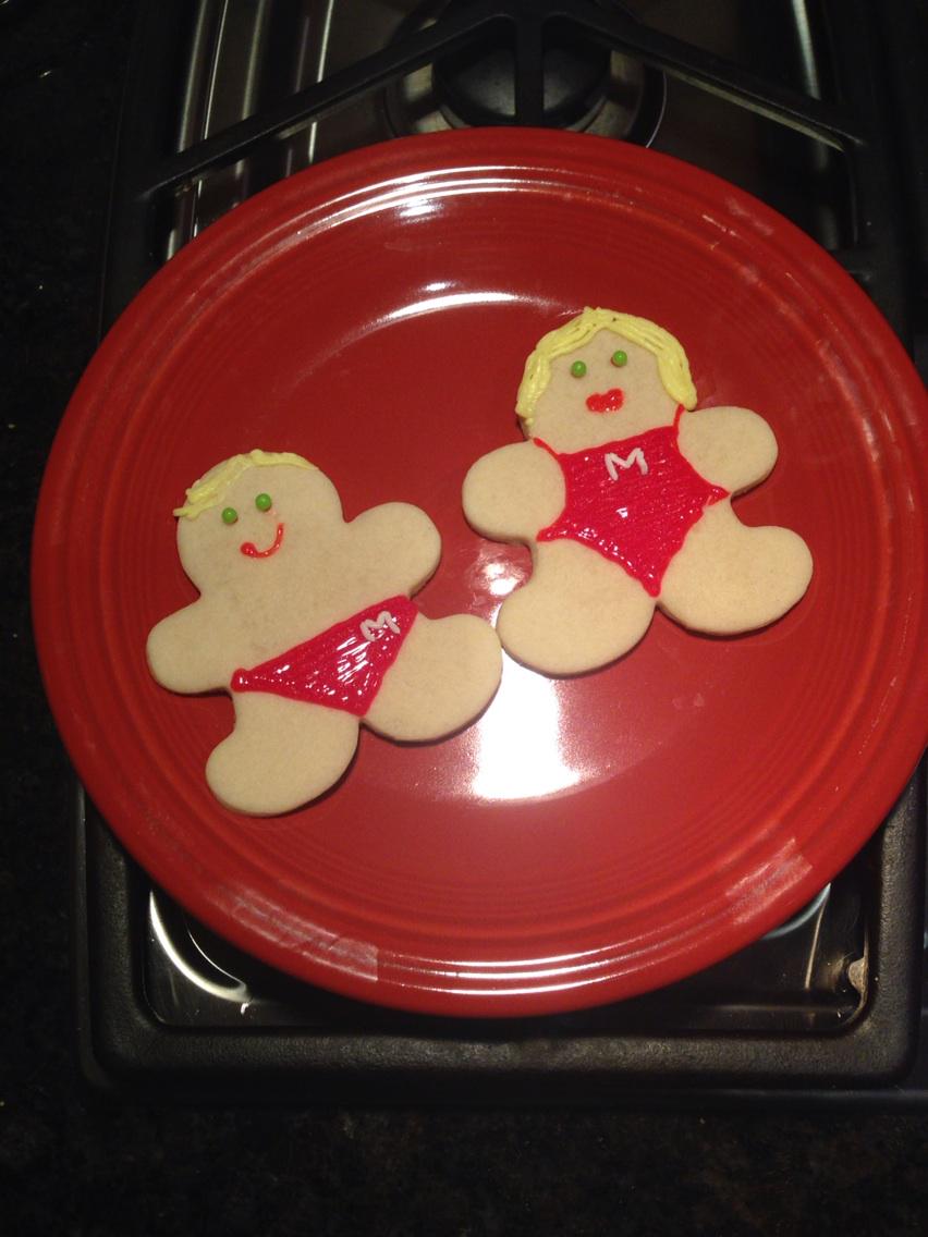 MiamiOH_WSD's tweet photo. “@ShakeandBaker22: @MiamiOHSwimDive @MiamiUniversity couldn't resist #swimmas 😋 http://t.co/rsy4uEnSy2”